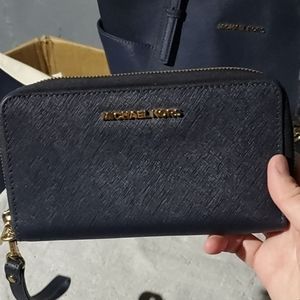 Michael Kors Wristlet